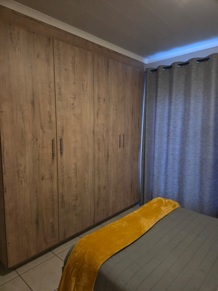 2 Bedroom Property for Sale in Van Der Hoff Park North West